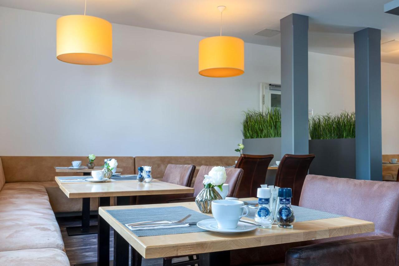 Hotel Meerzeit Шарбойтц Екстериор снимка