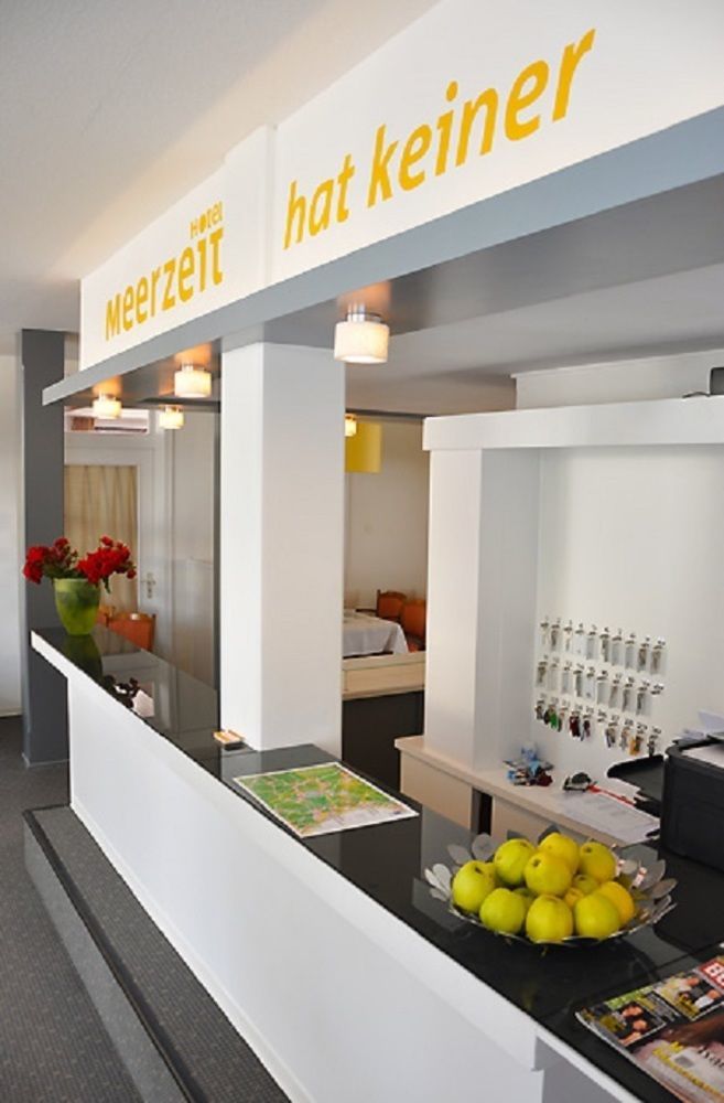 Hotel Meerzeit Шарбойтц Екстериор снимка